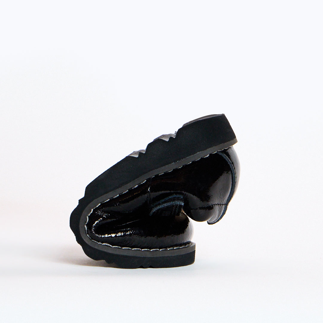 Aurora Black Patent Girls Kids Shoe